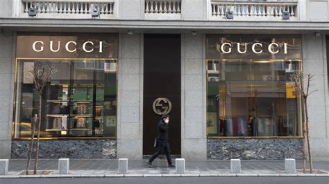 gucci frames mens ross park mall|Gucci store opens at Ross Park Mall .